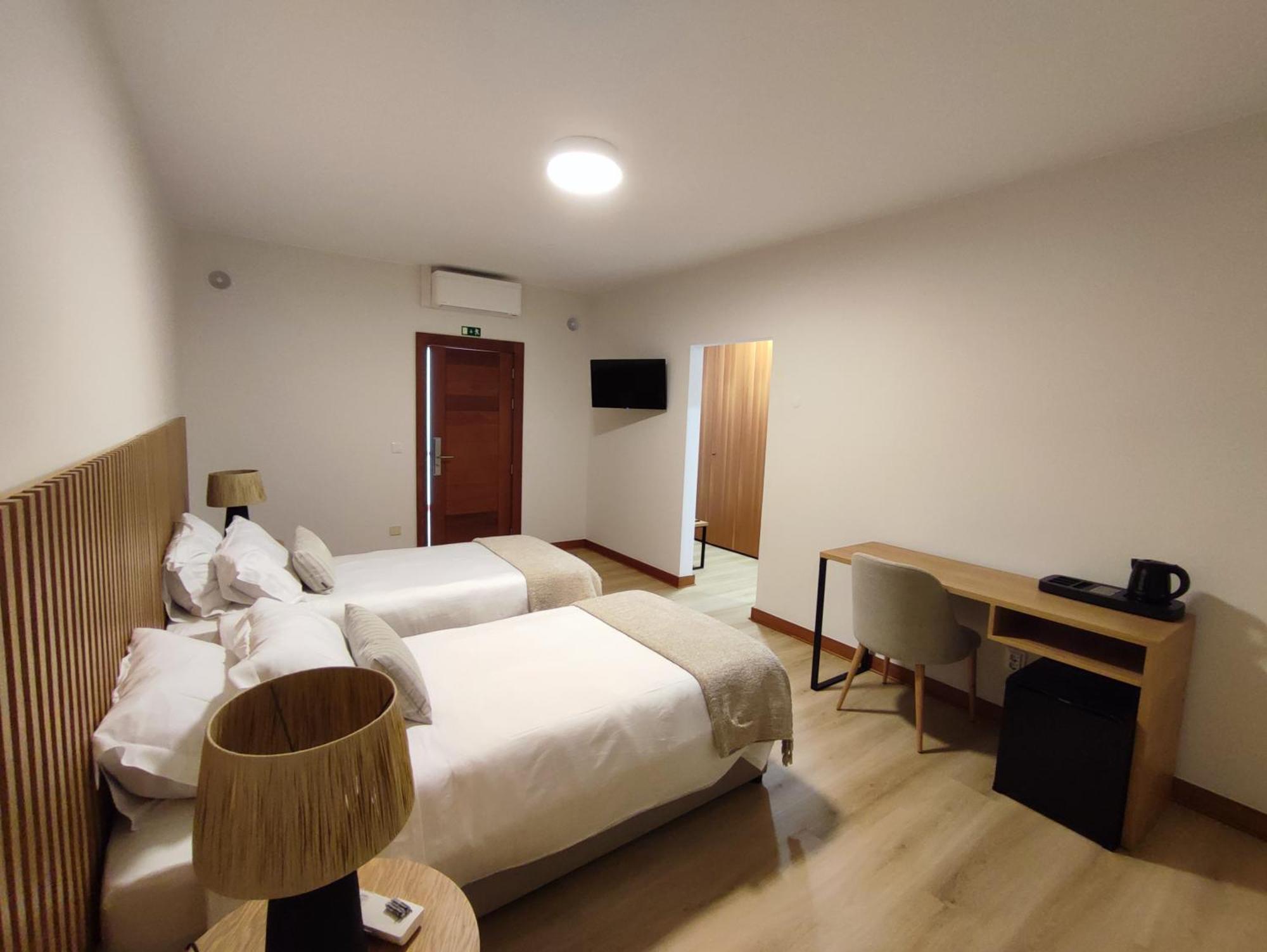 Nr Suites - Alojamento Local Mealhada Bagian luar foto